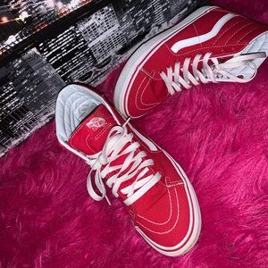 Size 5.5 boys women 7 vans